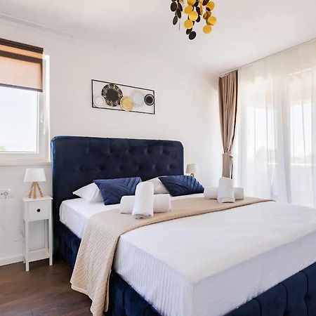 Casa Di Marko-New Modern Rustic House With Pool And Spacious Garden! Privlaka  Buitenkant foto