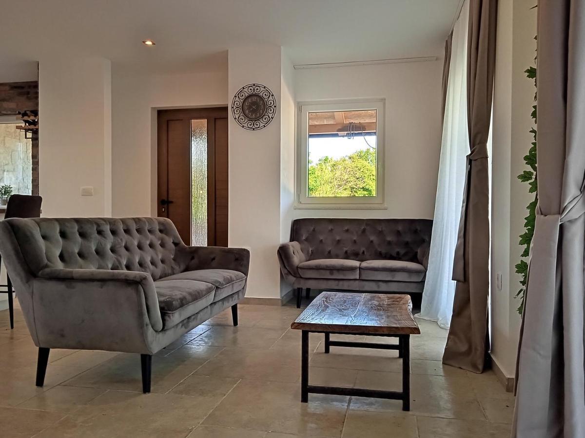 Casa Di Marko-New Modern Rustic House With Pool And Spacious Garden! Privlaka  Buitenkant foto
