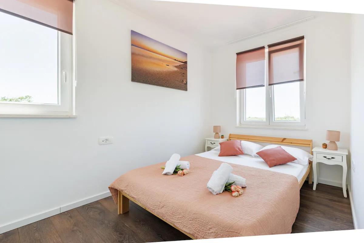 Casa Di Marko-New Modern Rustic House With Pool And Spacious Garden! Privlaka  Buitenkant foto